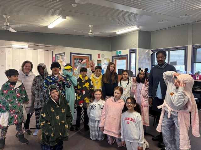 /uploaded_files/media/gallery/17543735415D PJ Day Funny.jpg